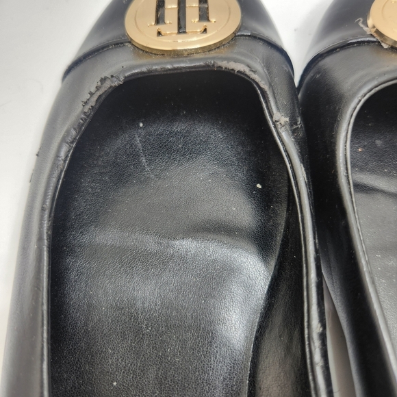 Tommy Hilfiger Womens Size 8.5 Faux Leather Ballet Flats Black Logo Plate Career - Picture 6 of 8